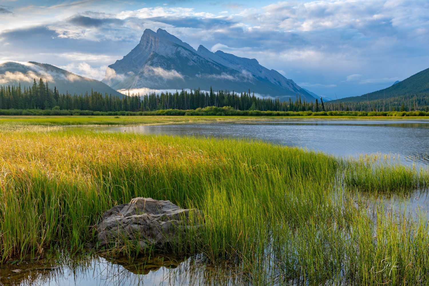 Mt. Rundle, Alberta, Banff National Park, Canada, Mountains, Mount, Canadian, Rocky Mountains, Vermillion Lakes, Sunlit, lake...